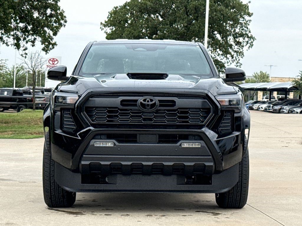 Used 2026 Toyota Tacoma TRD Sport w/ TRD Sport Upgrade Package RWD image 2