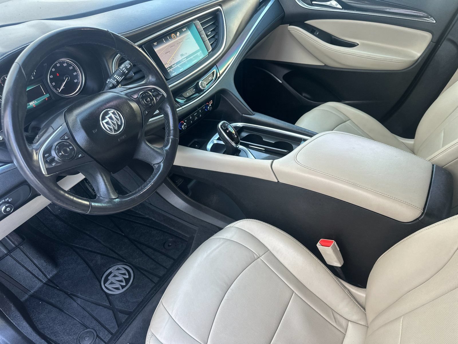 Used 2019 Buick Enclave Essence w/ LPO, Luxury Package AWD/4WD image 10