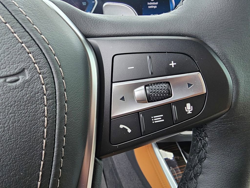 Used 2026 BMW X5 sDrive40i w/ Parking Assistance Package image 21