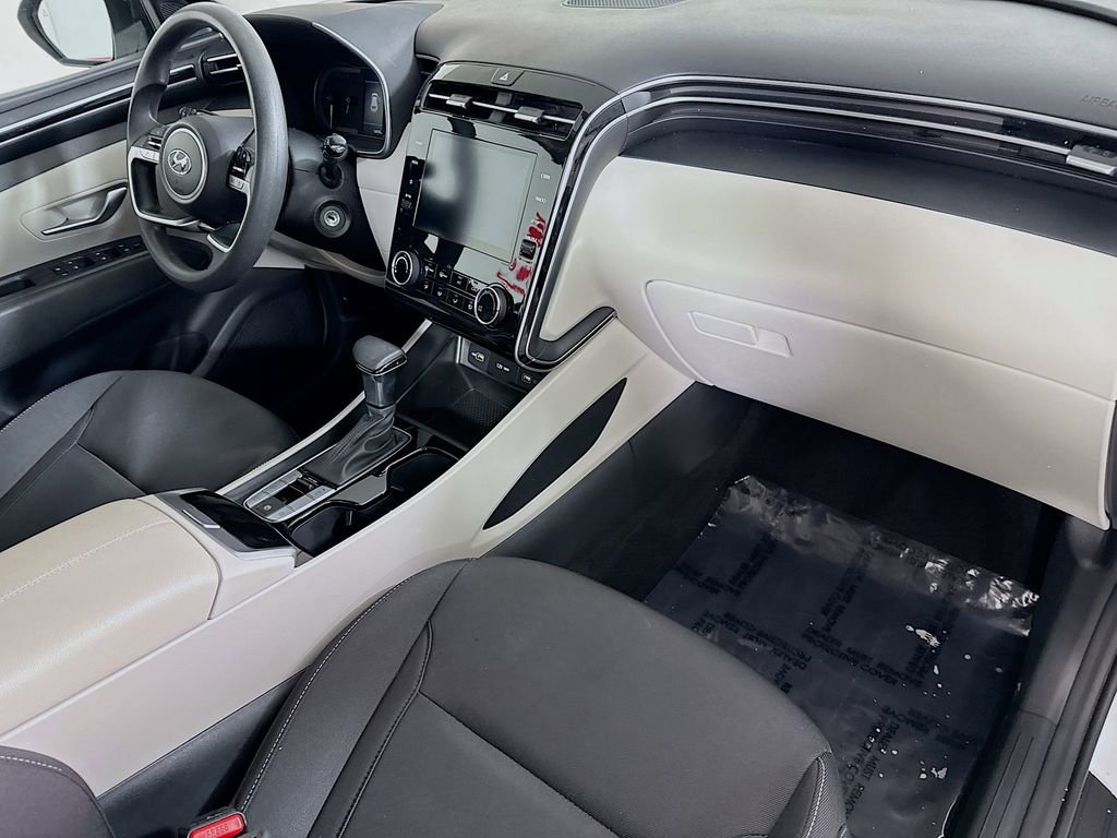 Used 2024 Hyundai Tucson SE image 30