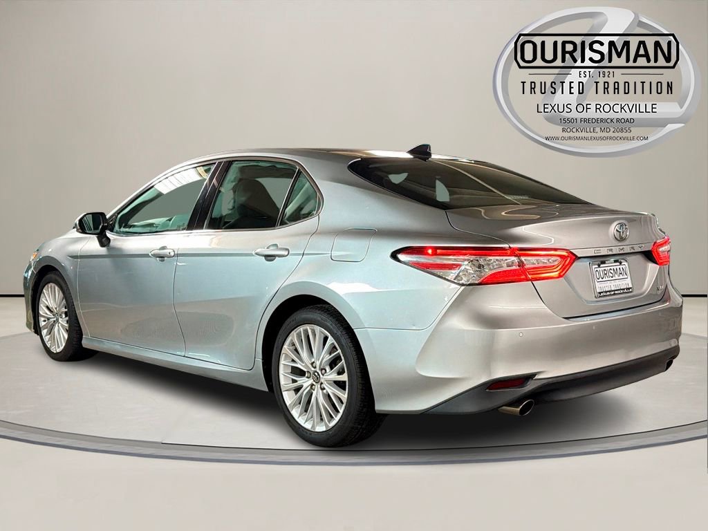 Used 2018 Toyota Camry XLE image 5