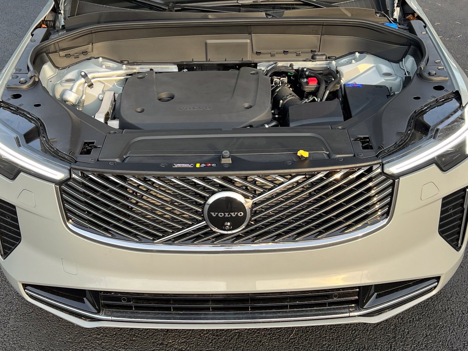 New 2027 Volvo XC90 B6 Plus AWD/4WD image 41