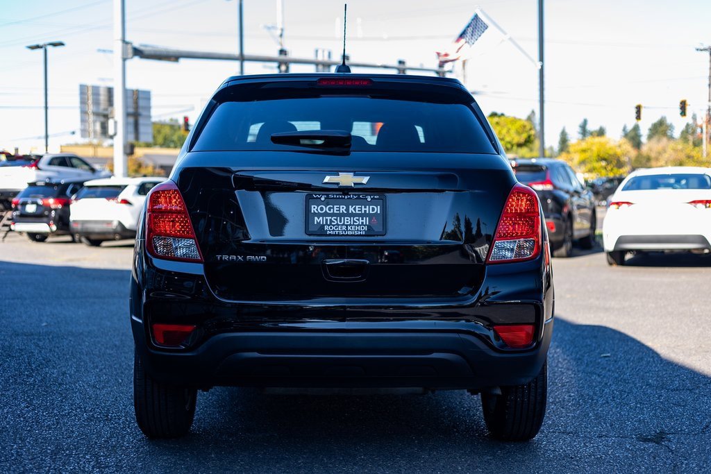 Used 2020 Chevrolet Trax LS w/ Tint and Cruise Package image 9