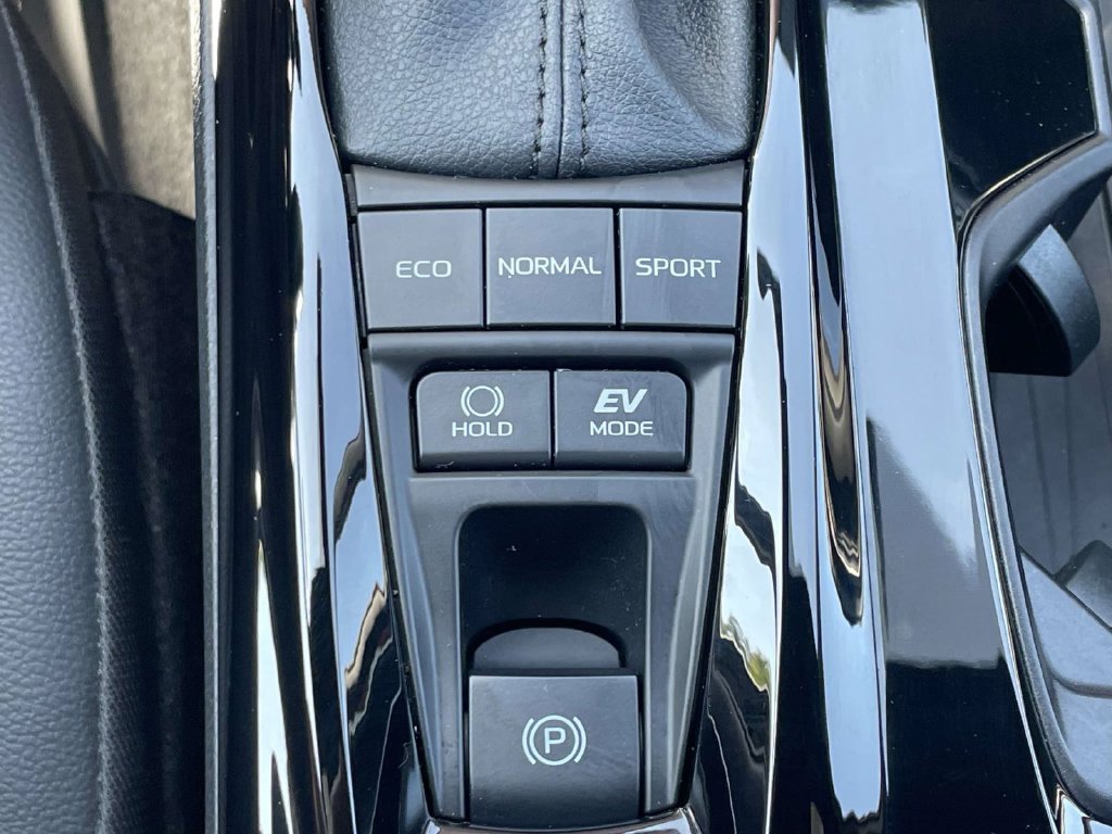 Used 2026 Toyota Camry XSE w/ Premium Plus Package FWD image 33