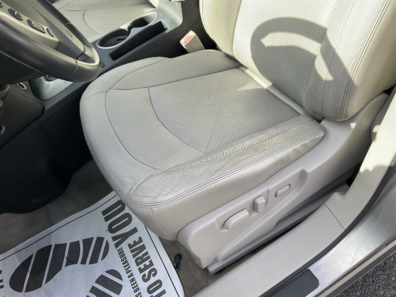 Used 2011 Nissan Rogue SV w/ SL Pkg AWD/4WD image 20