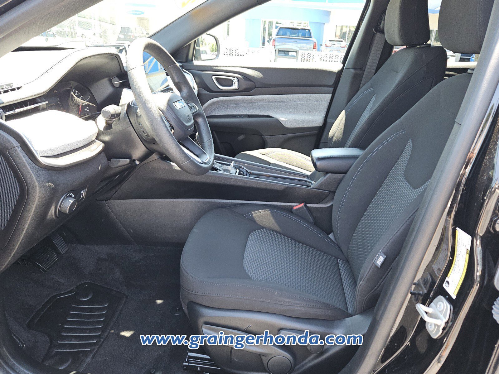 Used 2024 Jeep Compass Sport AWD/4WD image 10