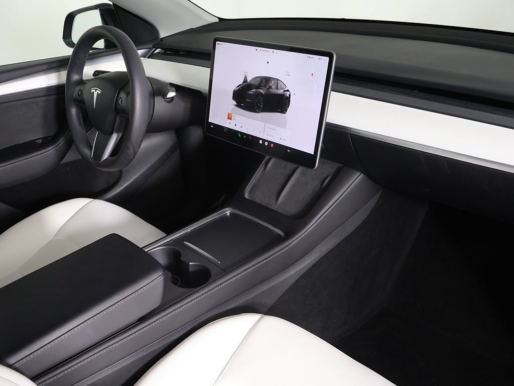 Used 2023 Tesla Model Y Long Range AWD/4WD image 28