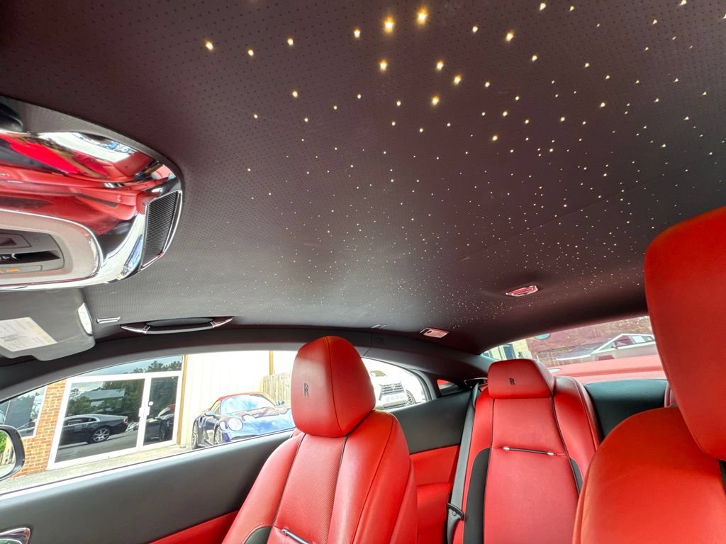 Used 2017 Rolls-Royce Wraith RWD image 20