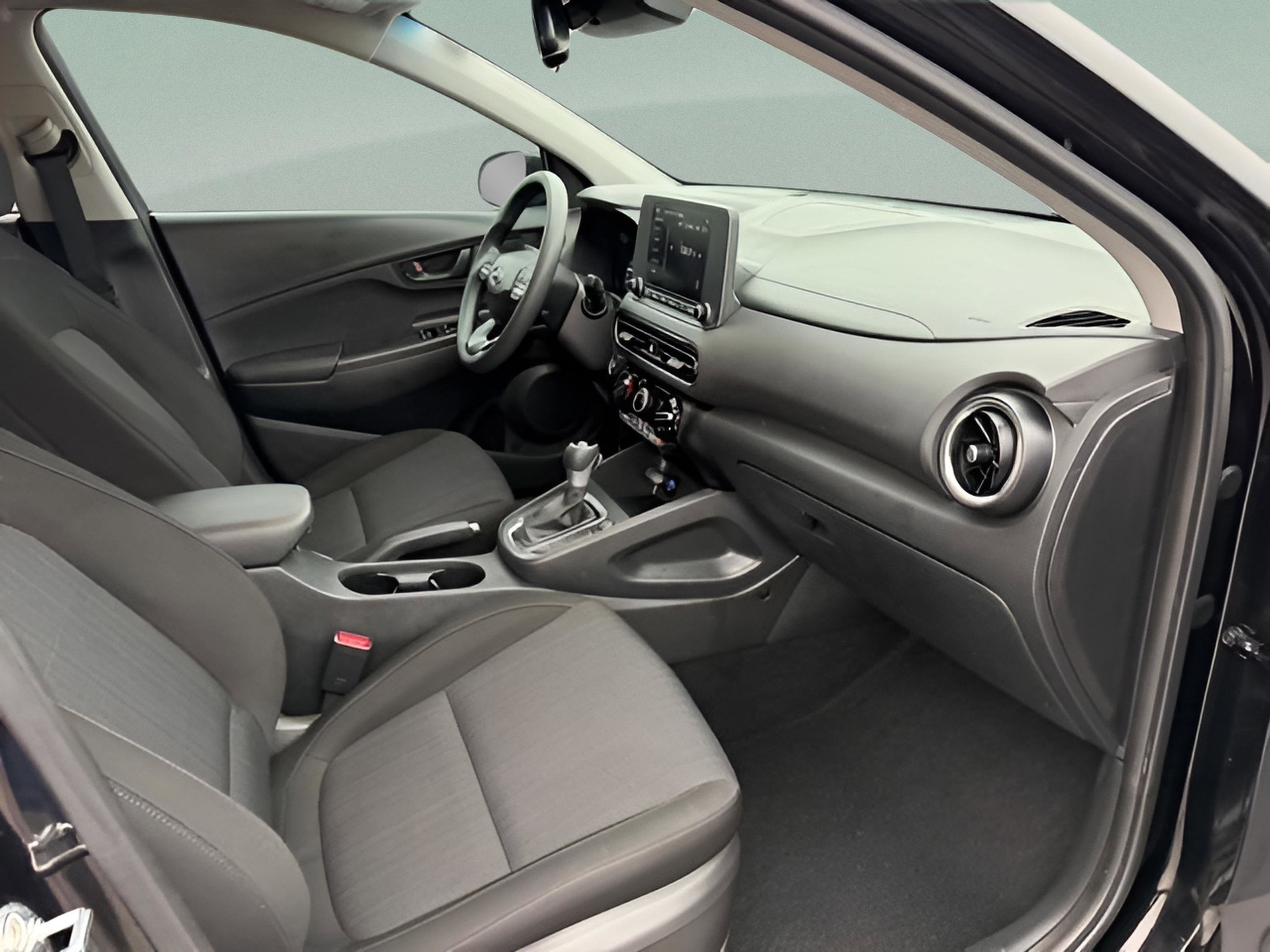 Used 2023 Hyundai Kona SEL AWD/4WD image 27