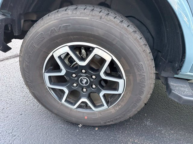 Used 2023 Ford Bronco Outer Banks AWD/4WD image 11