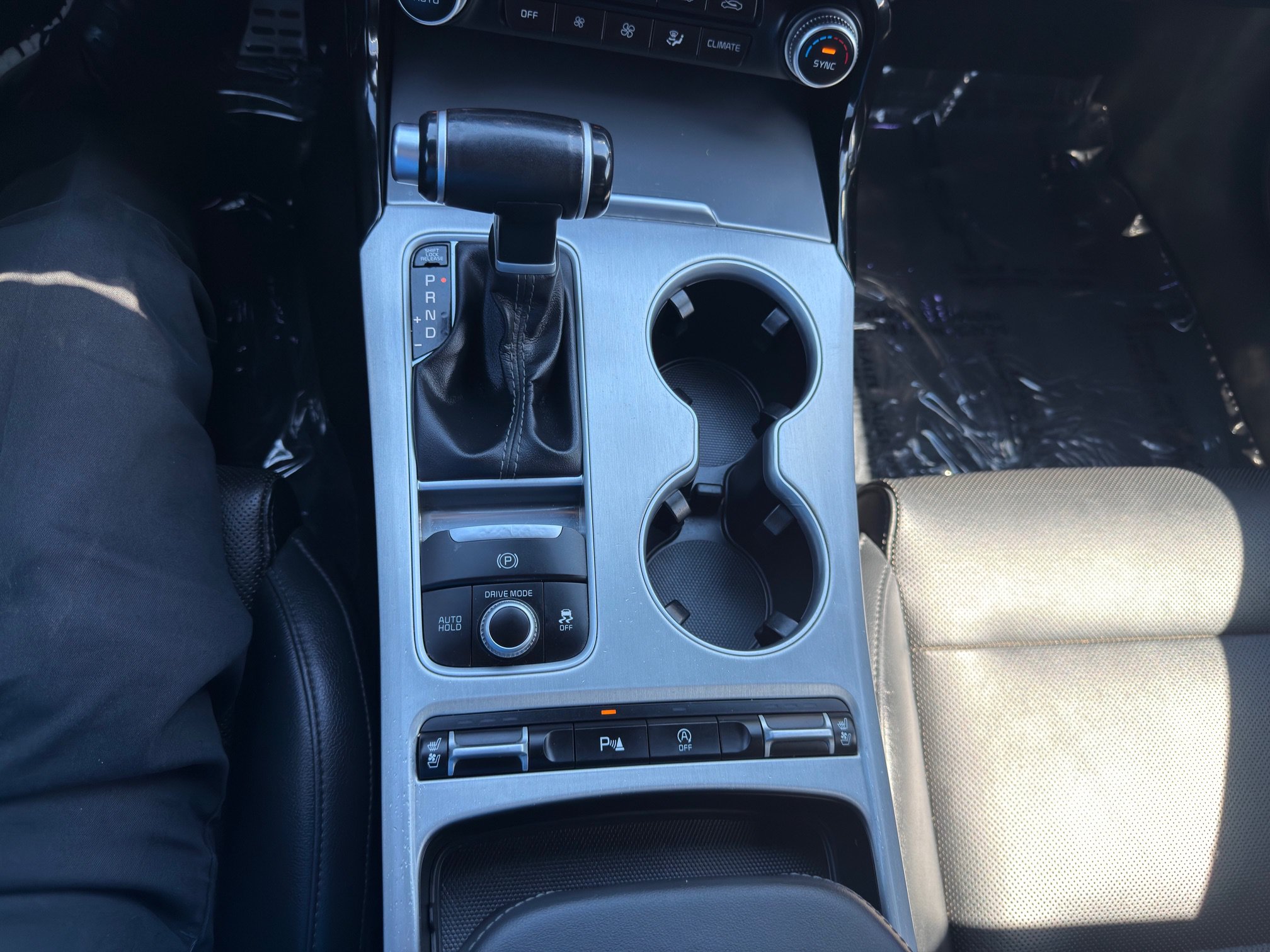 Used 2019 Kia Stinger GT1 RWD image 33