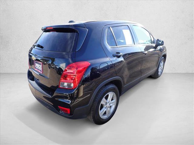 Used 2021 Chevrolet Trax LS w/ Tint and Cruise Package image 4