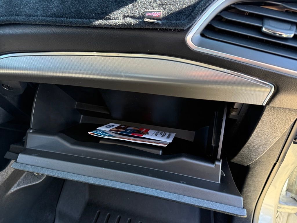 Used 2023 Ford Edge Titanium image 19