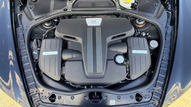 Used 2016 Bentley Flying Spur V8 image 61