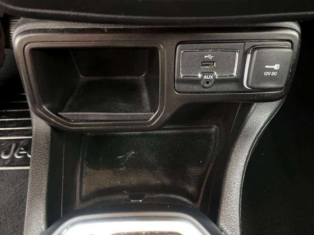 Used 2020 Jeep Renegade Sport image 25