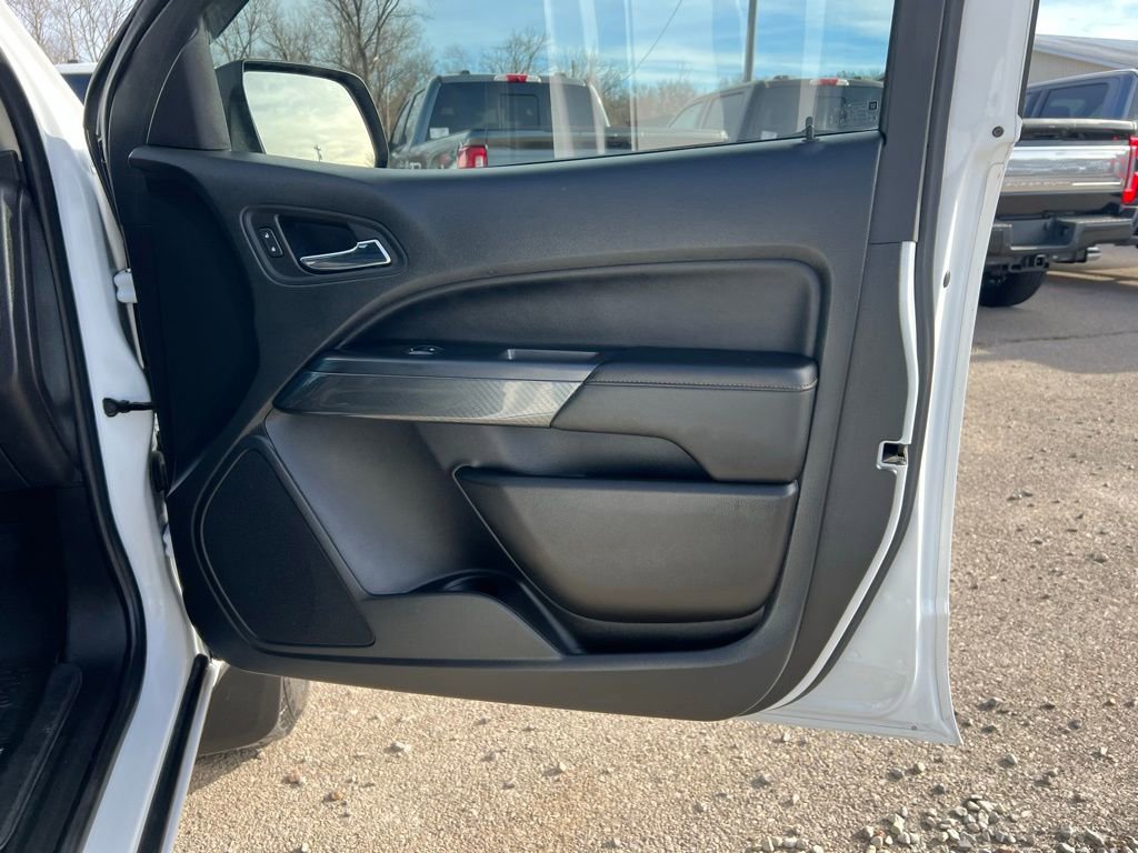 Used 2022 GMC Canyon AT4 image 20