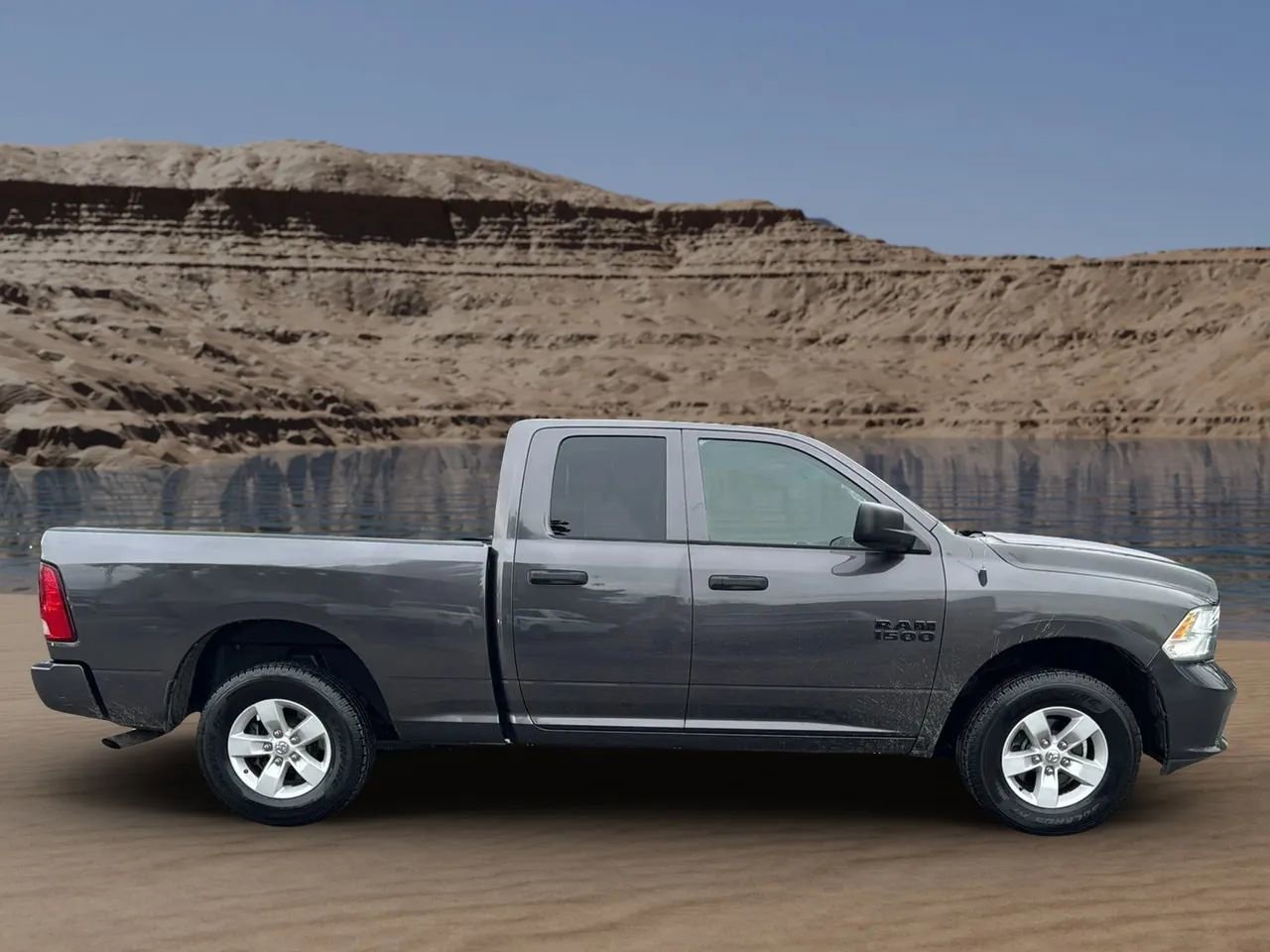 Used 2017 RAM 1500 Express image 4