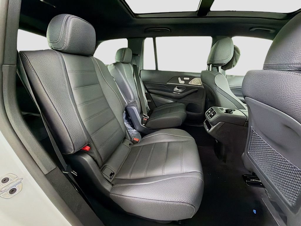 New 2026 Mercedes-Benz GLS 450 4MATIC image 31