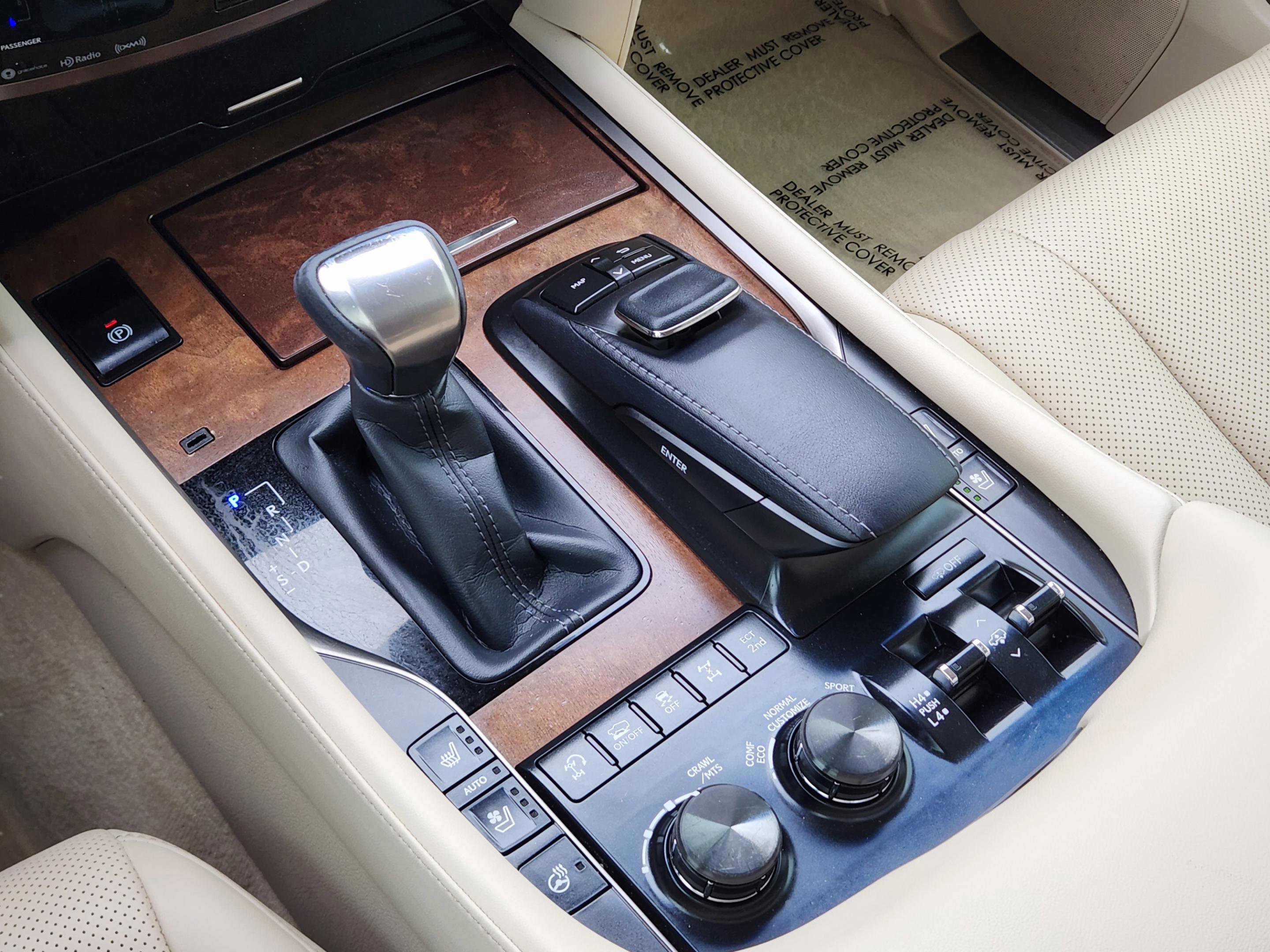 Certified 2021 Lexus LX 570 4WD w/ Luxury Package image 16