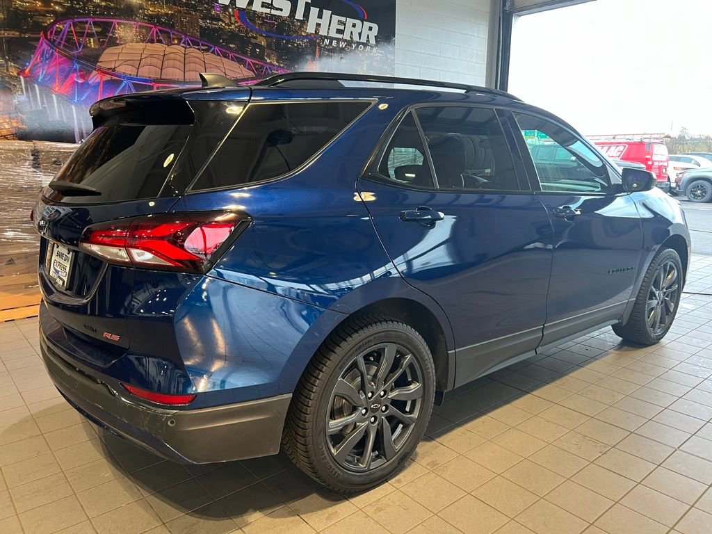 Used 2022 Chevrolet Equinox RS AWD/4WD image 14