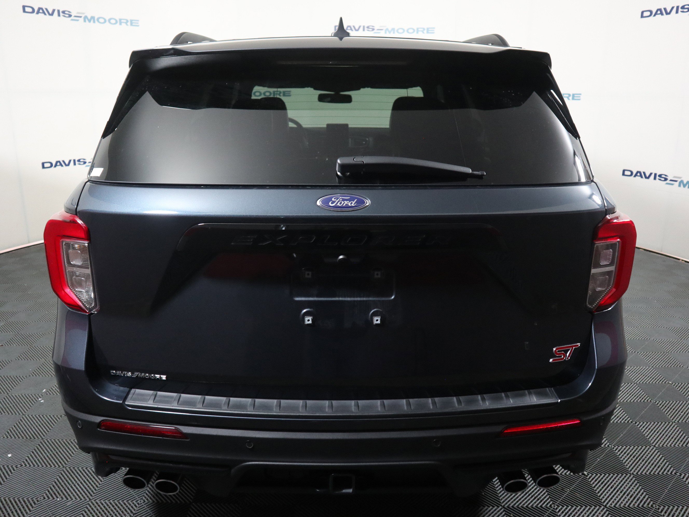 Used 2023 Ford Explorer ST w/ Equipment Group 401A image 7