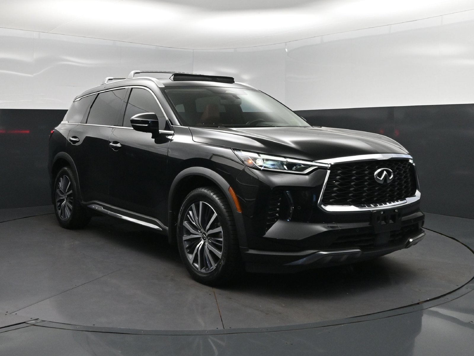 Certified 2023 INFINITI QX60 Sensory w/ Vision Package AWD/4WD image 9