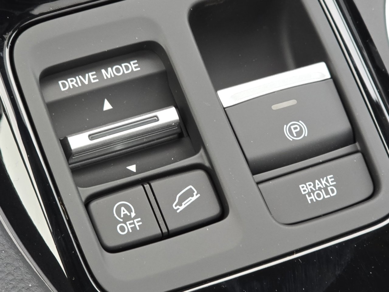 New 2025 Honda Pilot Touring image 10