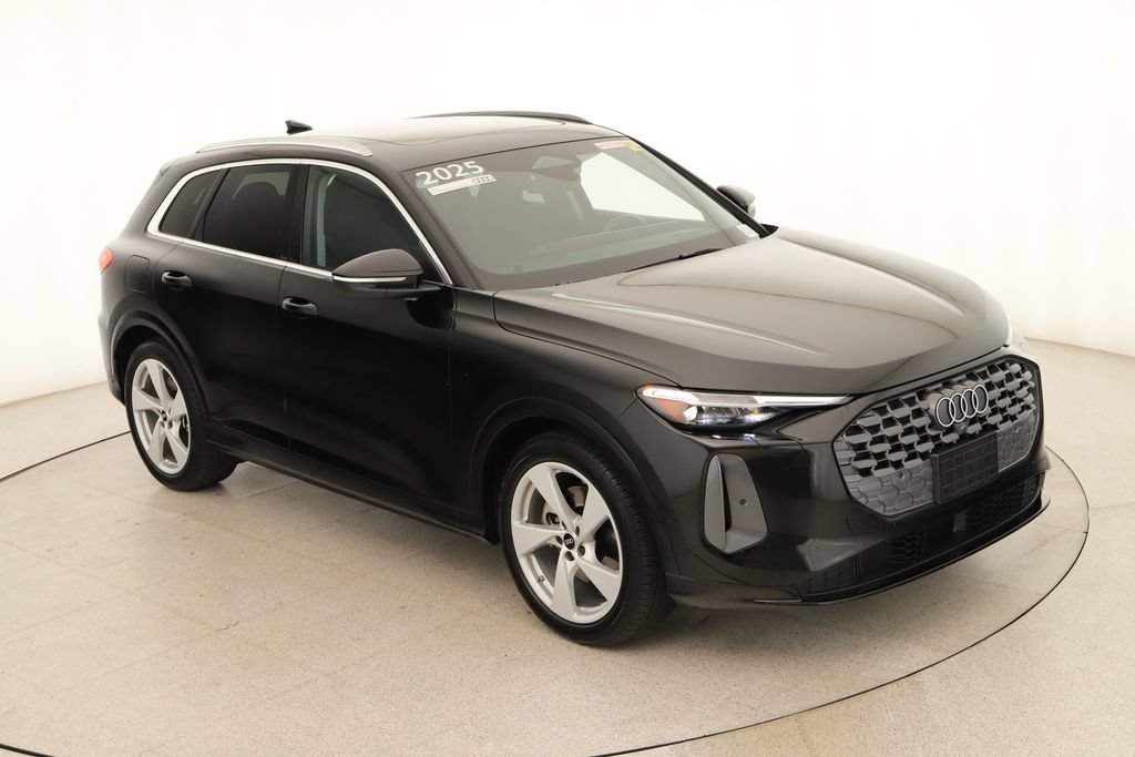 Certified 2025 Audi Q5 Prestige AWD/4WD image 33