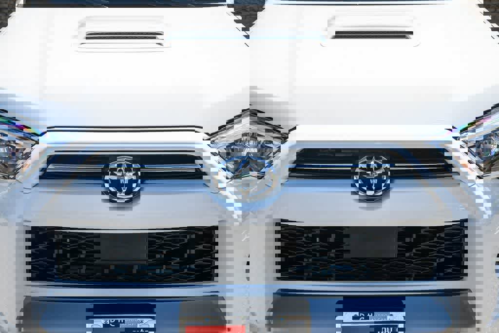 Used 2024 Toyota 4Runner TRD Off-Road image 5