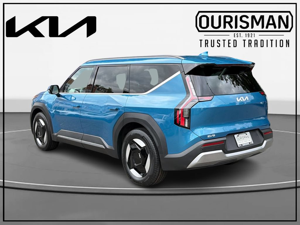 Certified 2024 Kia EV9 Wind AWD/4WD image 3
