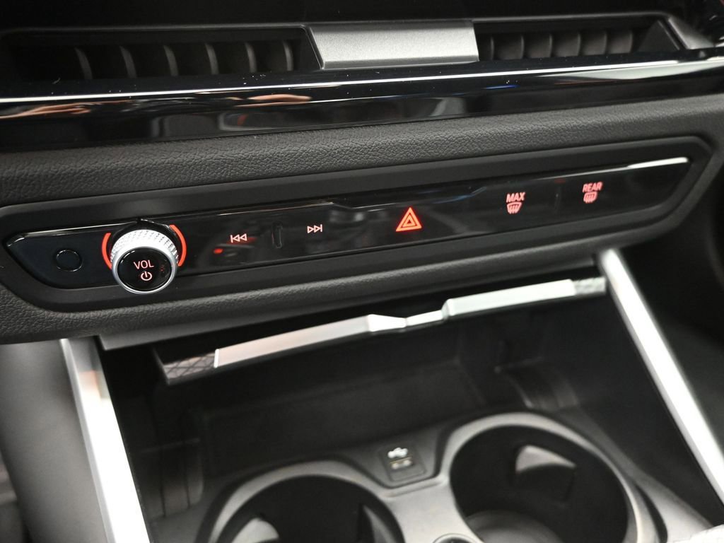 Used 2025 BMW M2 image 16