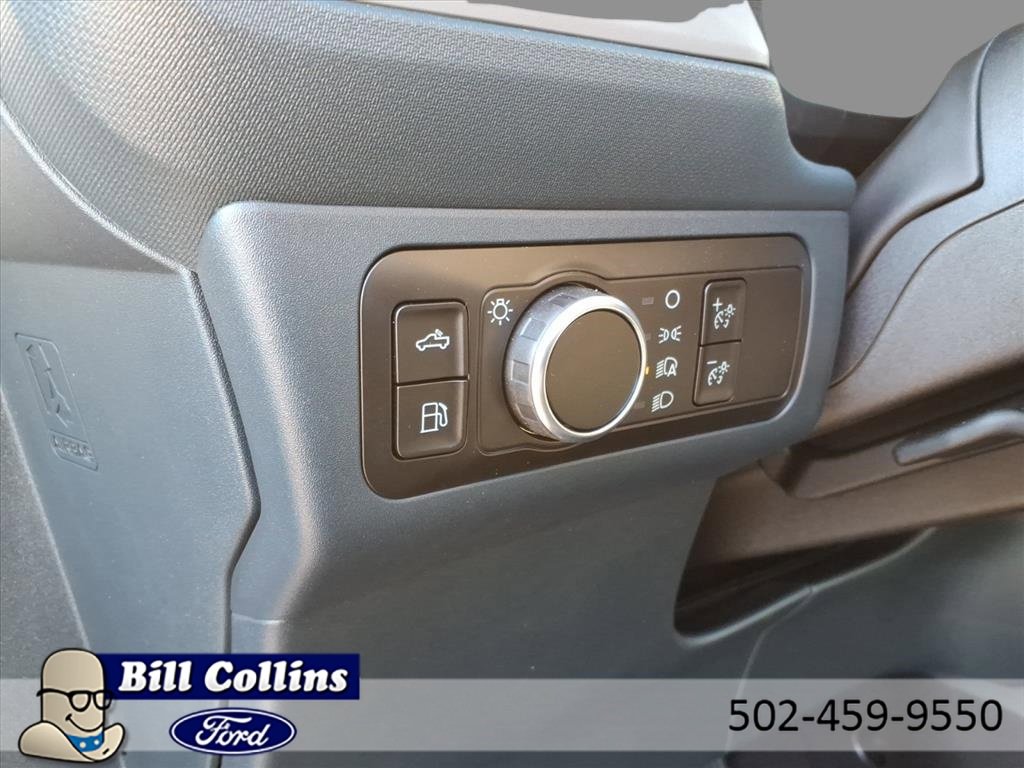 New 2025 Ford Maverick XL w/ Equipment Group 101A image 17