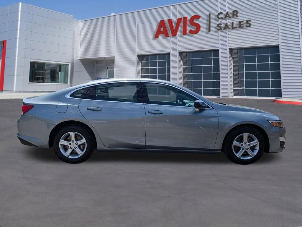 Used 2024 Chevrolet Malibu LT image 5