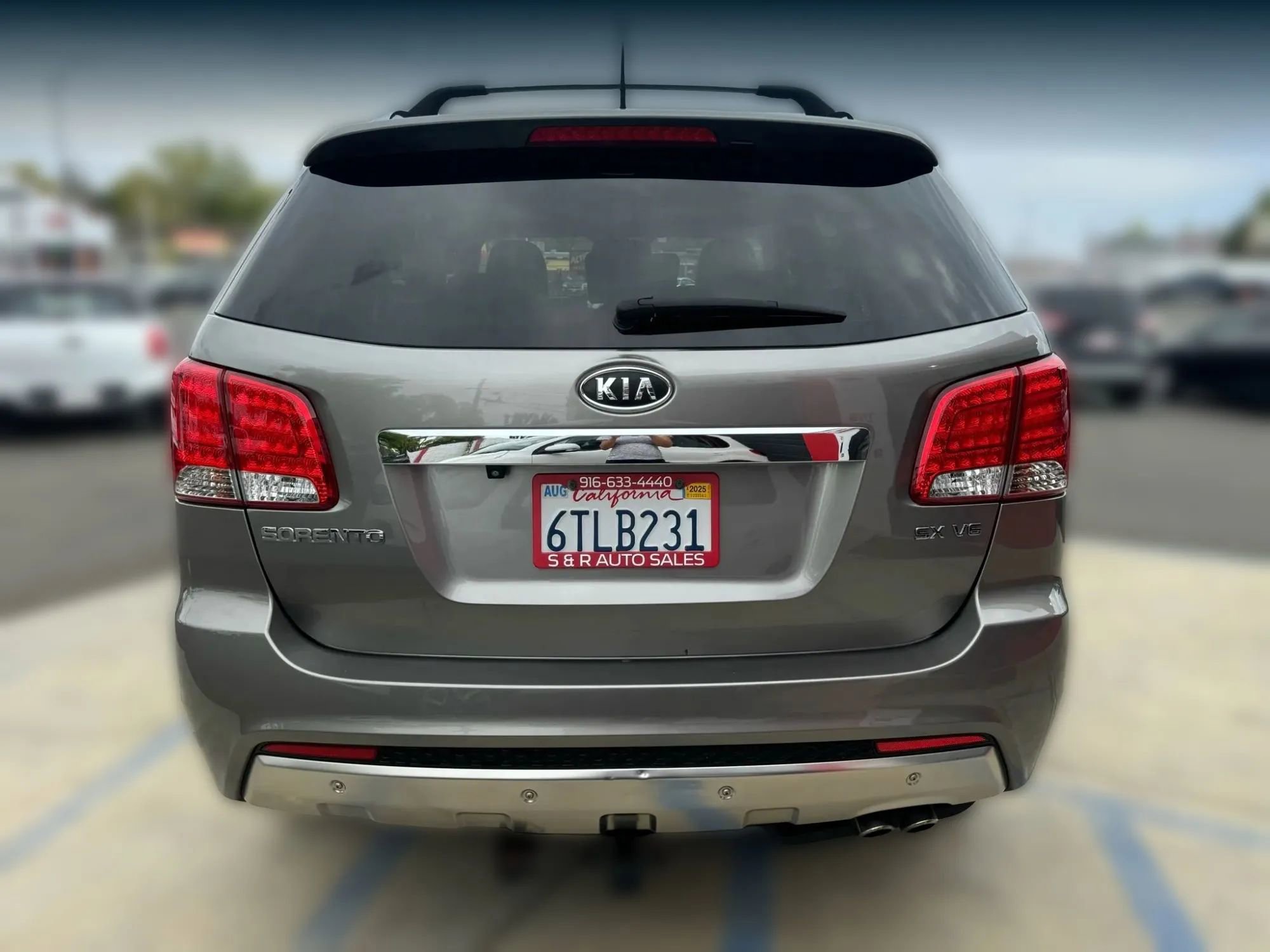 Used 2011 Kia Sorento SX image 4