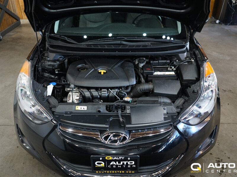 Used 2013 Hyundai Elantra Sedan FWD image 8
