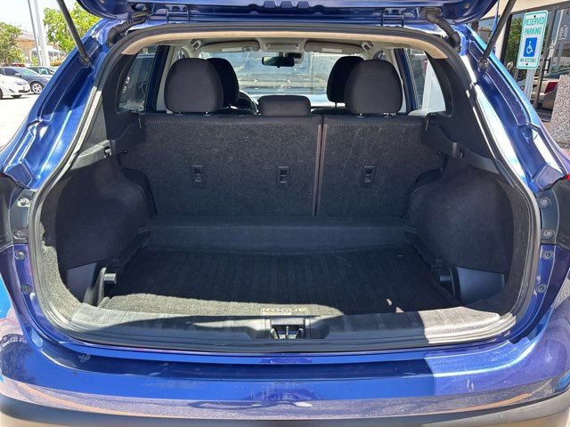 Used 2020 Nissan Rogue Sport S w/ Appearance Package FWD image 11