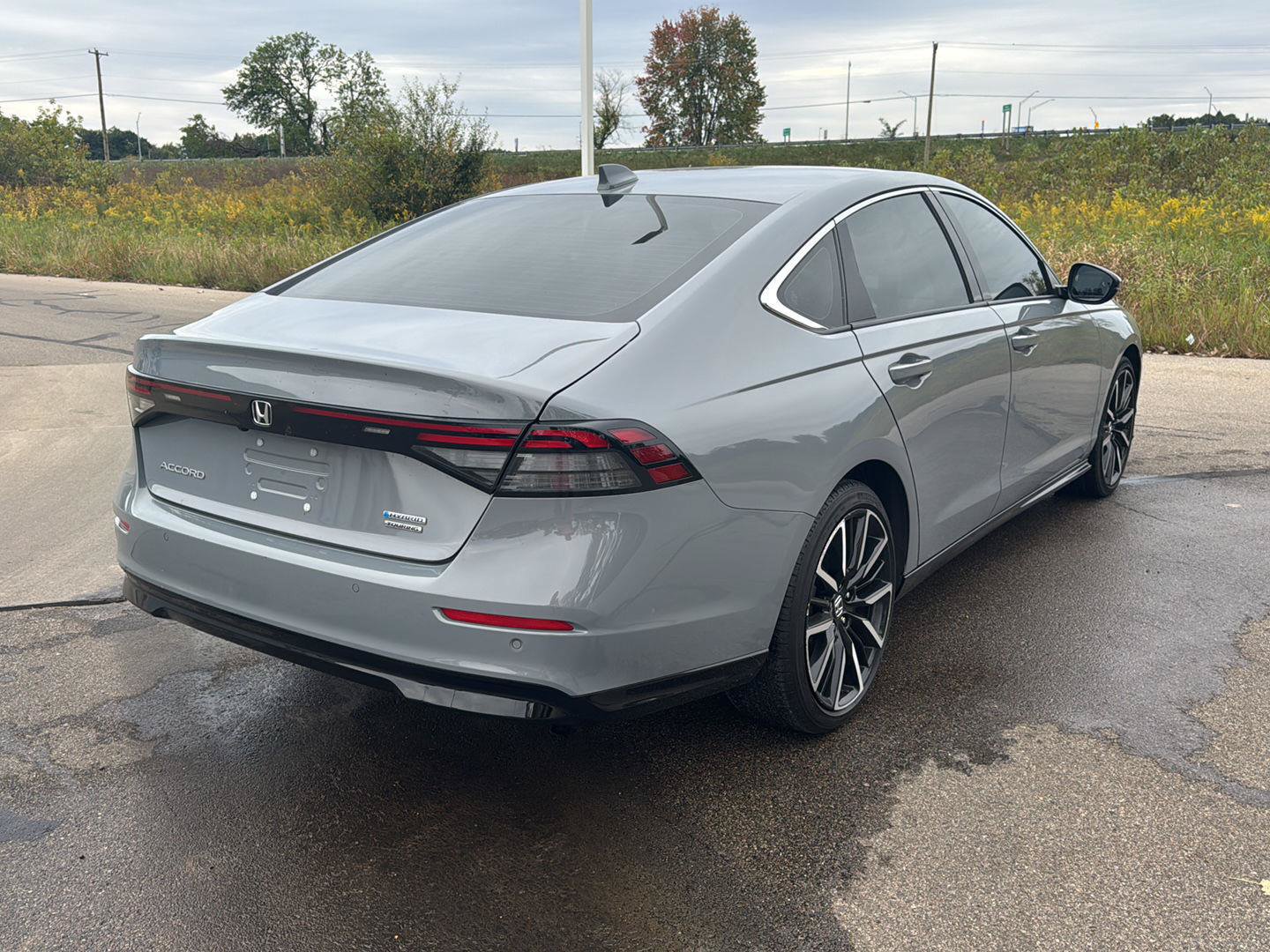 Used 2025 Honda Accord Touring image 5
