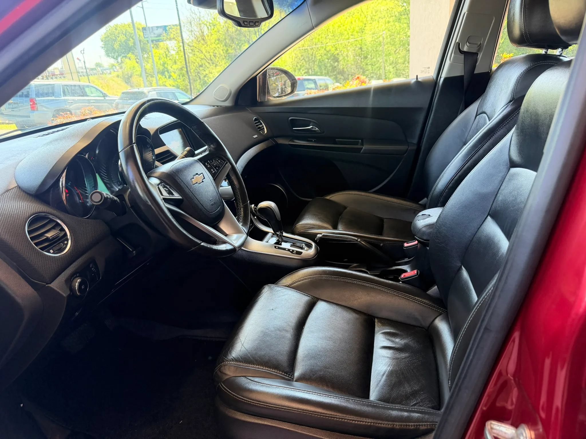 Used 2012 Chevrolet Cruze LTZ FWD image 7
