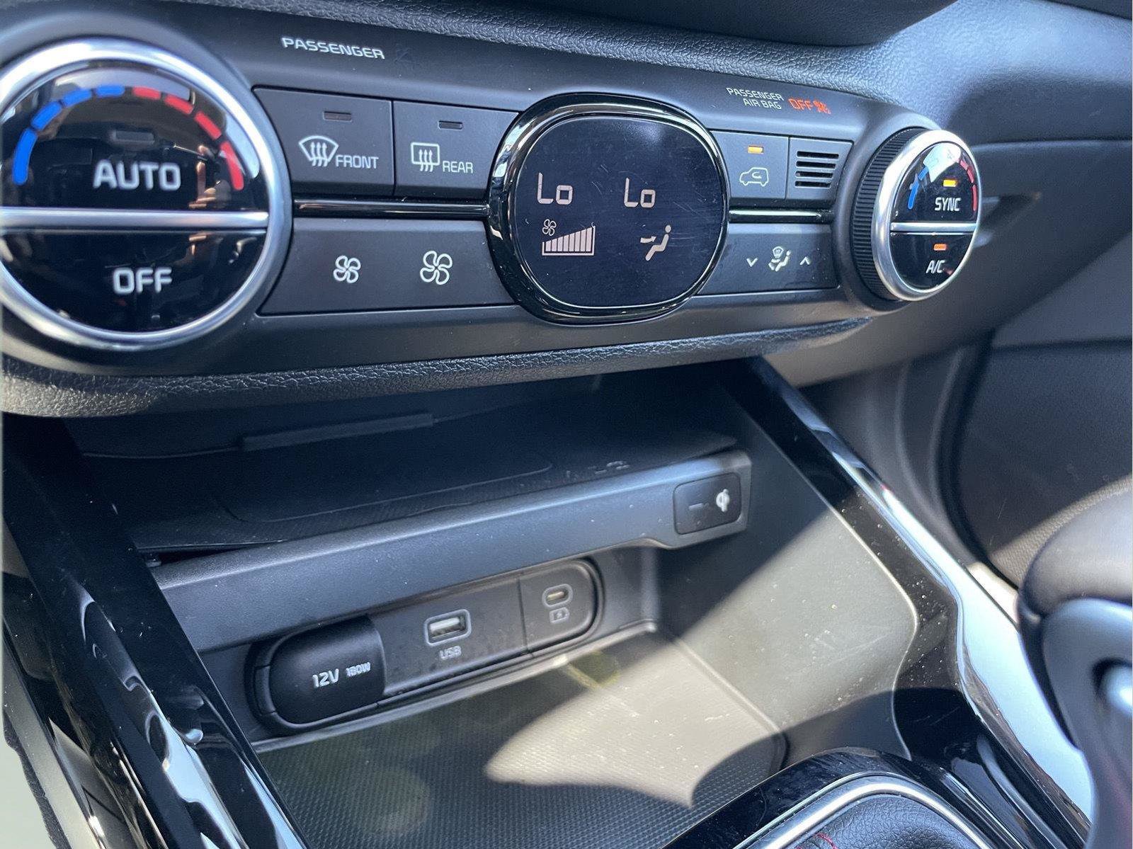 Used 2024 Kia Soul GT-Line FWD image 29