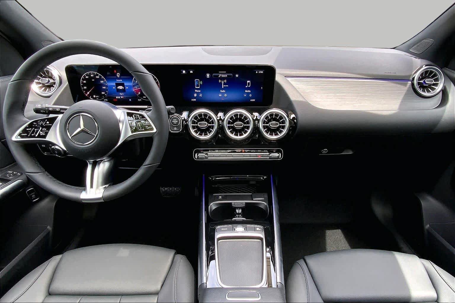 New 2026 Mercedes-Benz GLA 250 4MATIC image 5