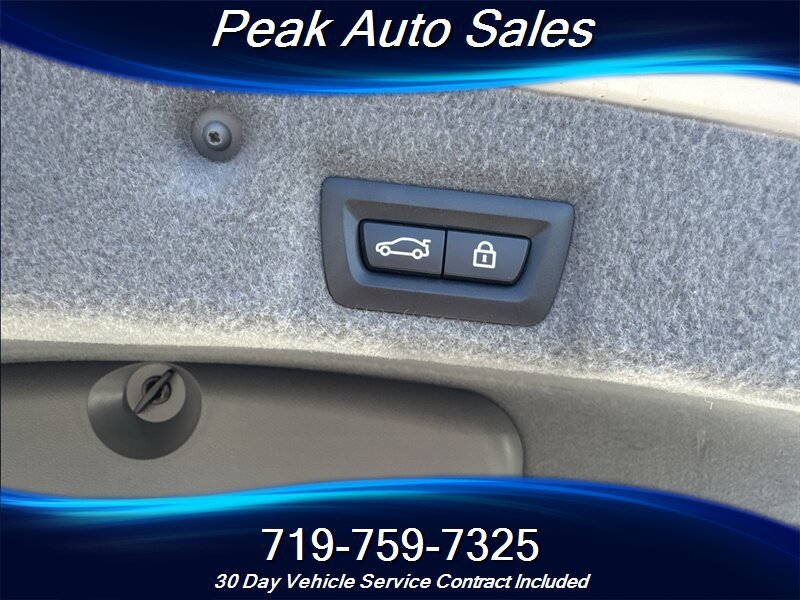 Used 2015 BMW 750i xDrive AWD/4WD image 38