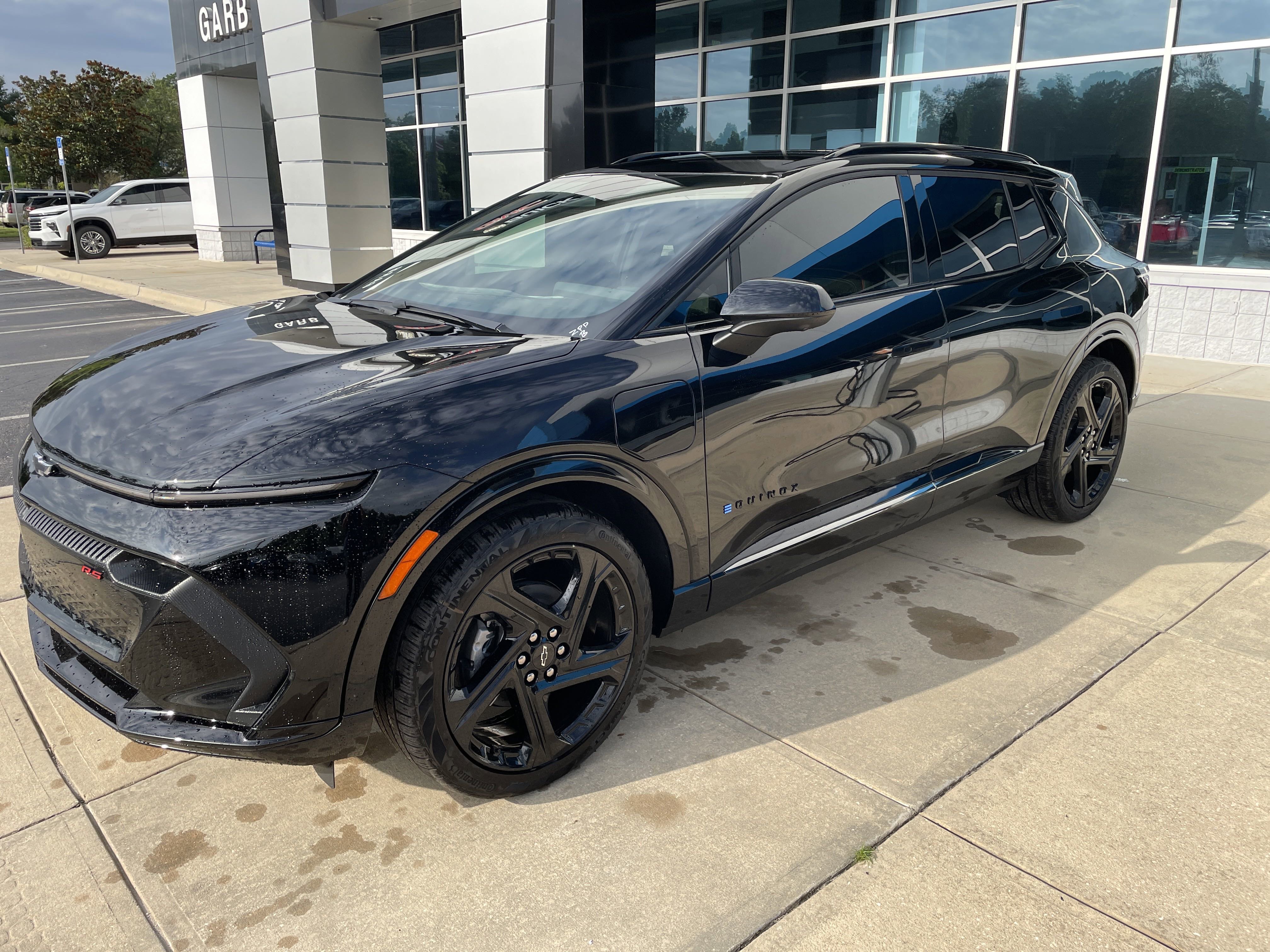 New 2025 Chevrolet Equinox EV RS image 3