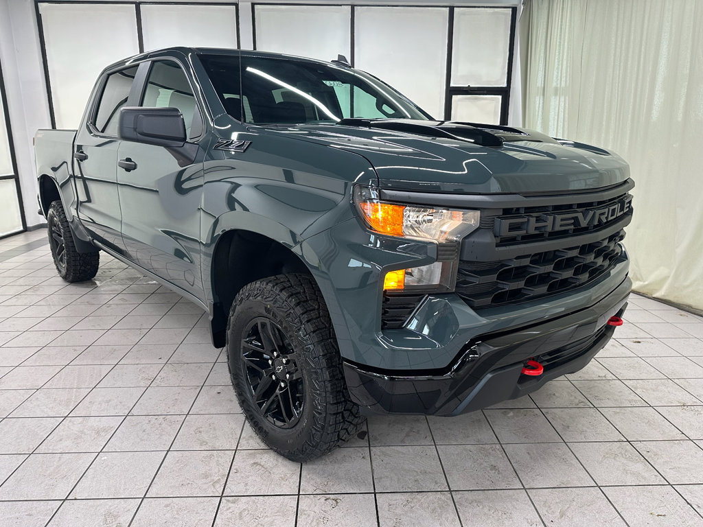 New 2026 Chevrolet Silverado 1500 Custom Trail Boss w/ LPO, Dark Essentials Package image 8