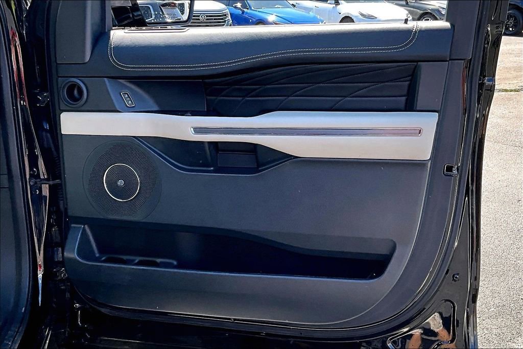 Used 2020 Ford Expedition Platinum AWD/4WD image 28