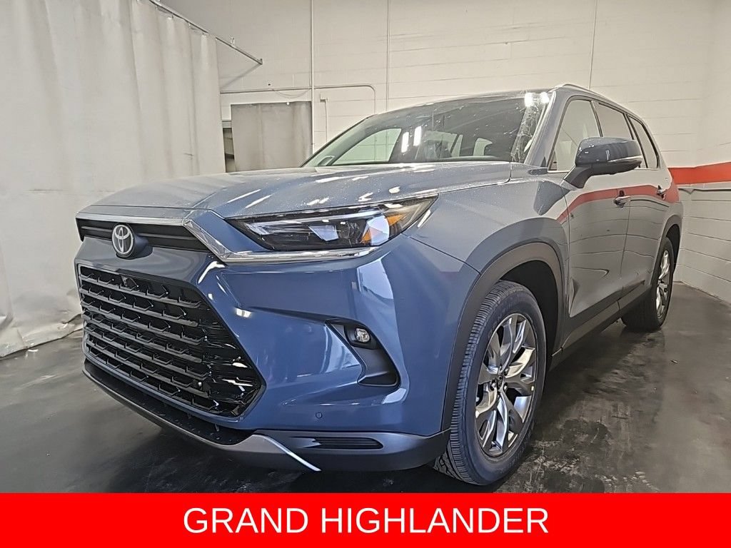 New 2026 Toyota Grand Highlander AWD image 3