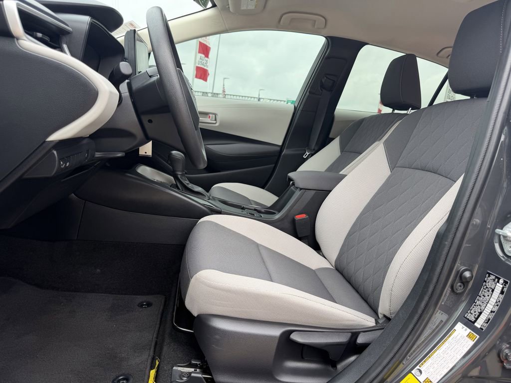 Used 2024 Toyota Corolla LE FWD image 26