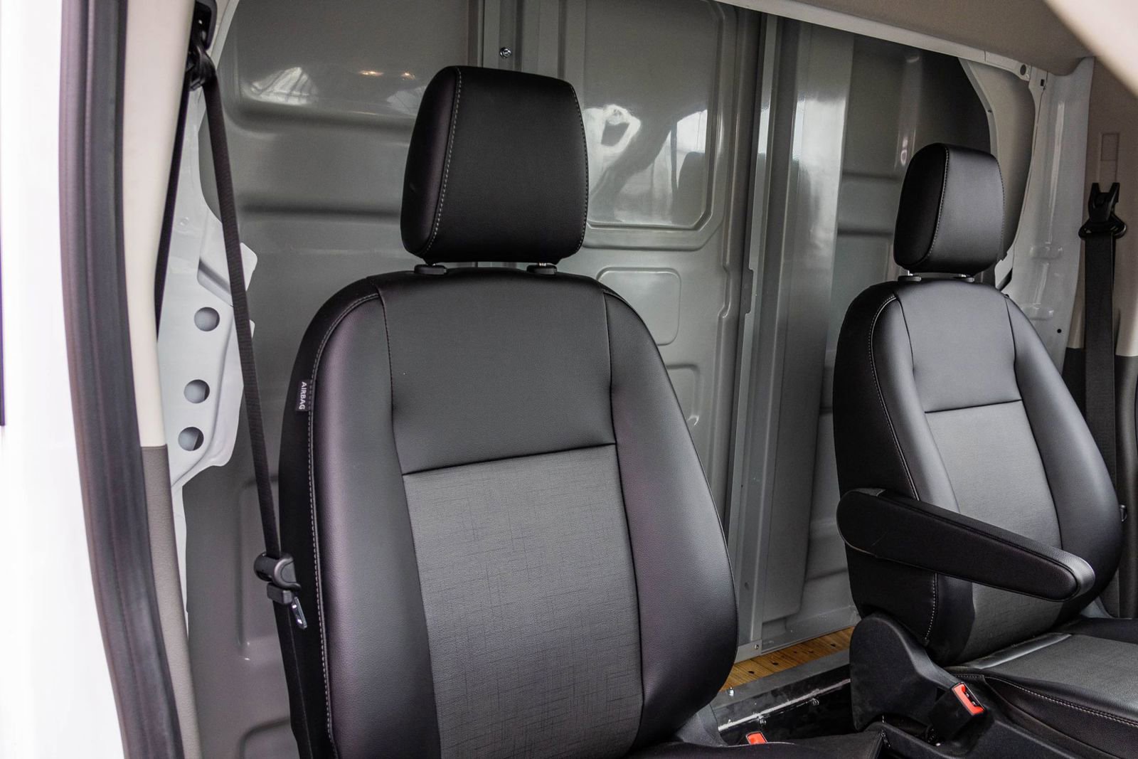 New 2023 Ford Transit 350 Low Roof DRW image 21