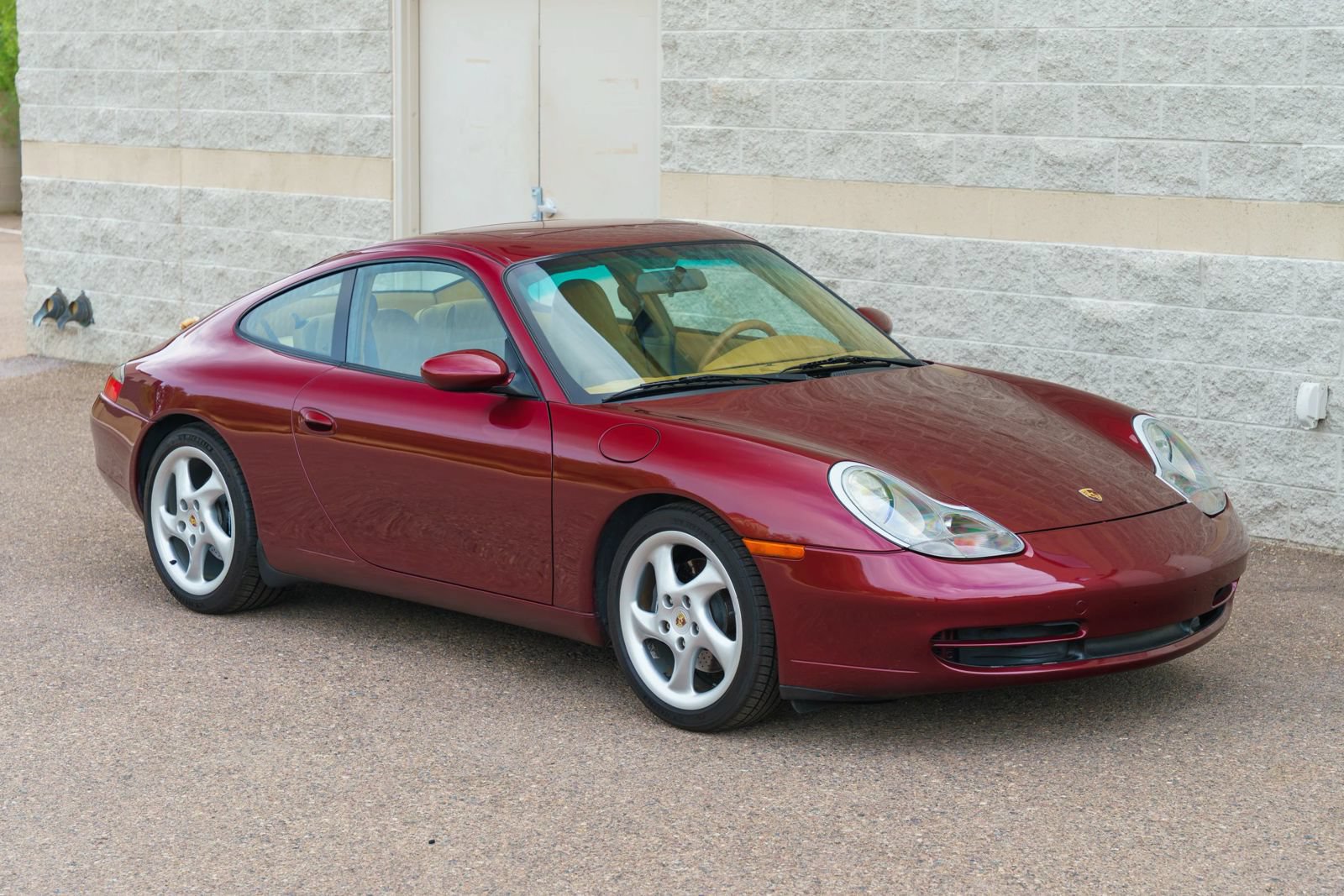 Used 2000 Porsche 911 Carrera image 46