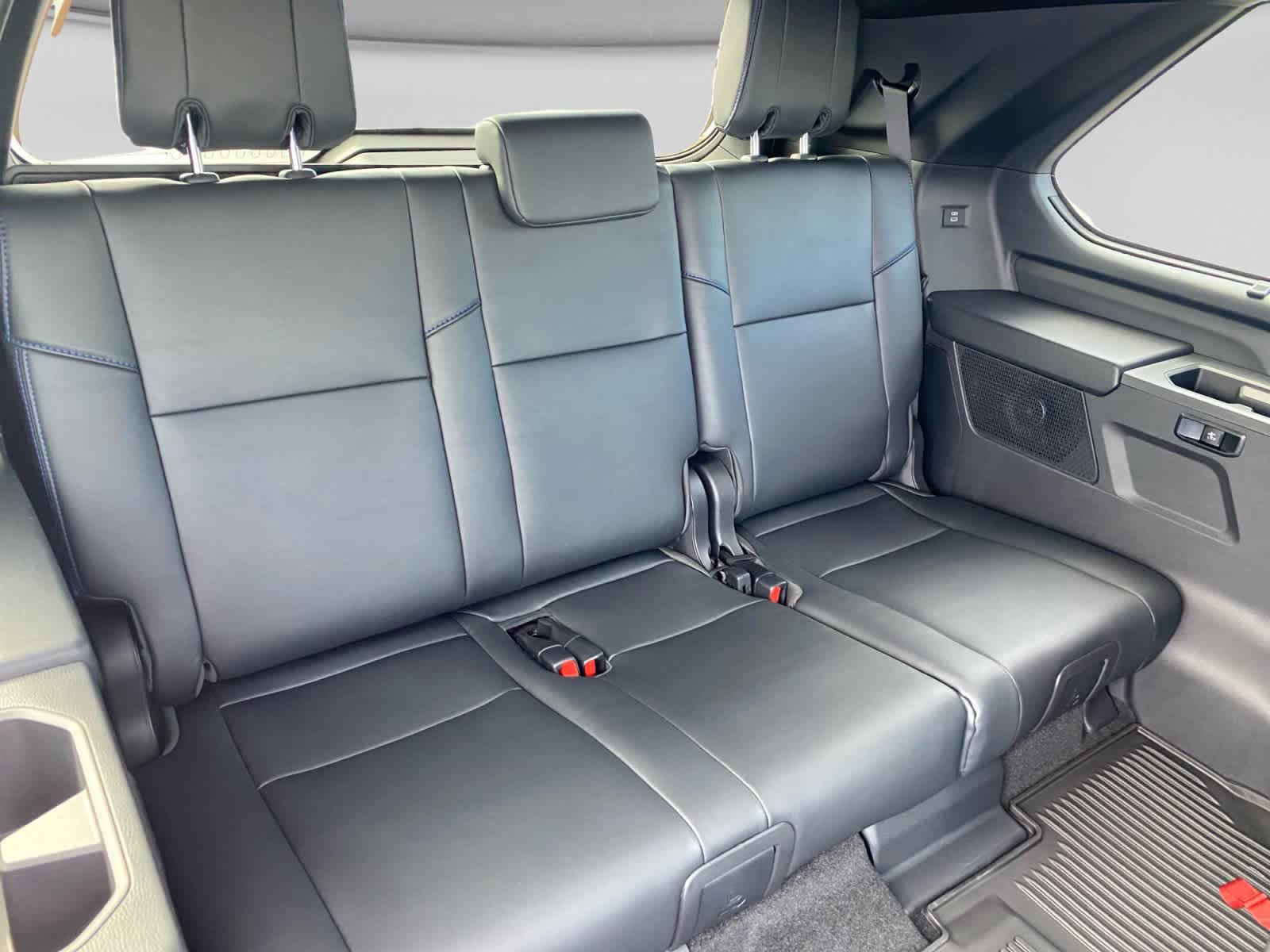 New 2026 Toyota Sequoia Platinum AWD/4WD image 20