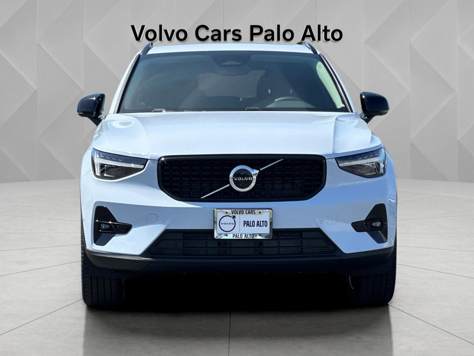 New 2026 Volvo XC40 B5 Plus w/ Climate Package AWD/4WD image 12